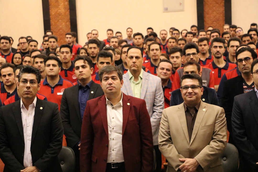 جشن پنج سالگی افق کوروش با حضور مدیرعامل در استان اصفهان برگزار شد